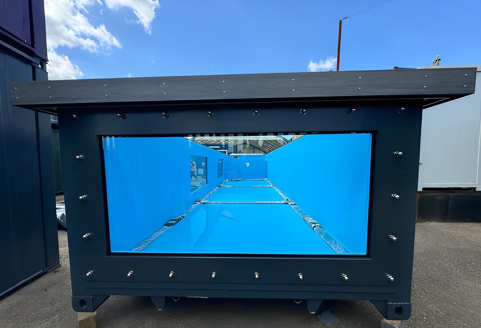 MW Containers 12ft / 40ft 12M / 40ft Portable Container Swimming Pool | Ideal Outdoor Swimming Pool - Image 3