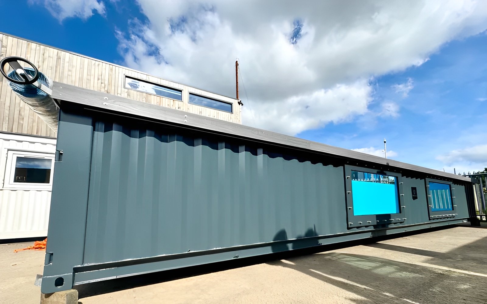 MW Containers 12ft / 40ft 12M / 40ft Portable Container Swimming Pool | Ideal Outdoor Swimming Pool - Image 5