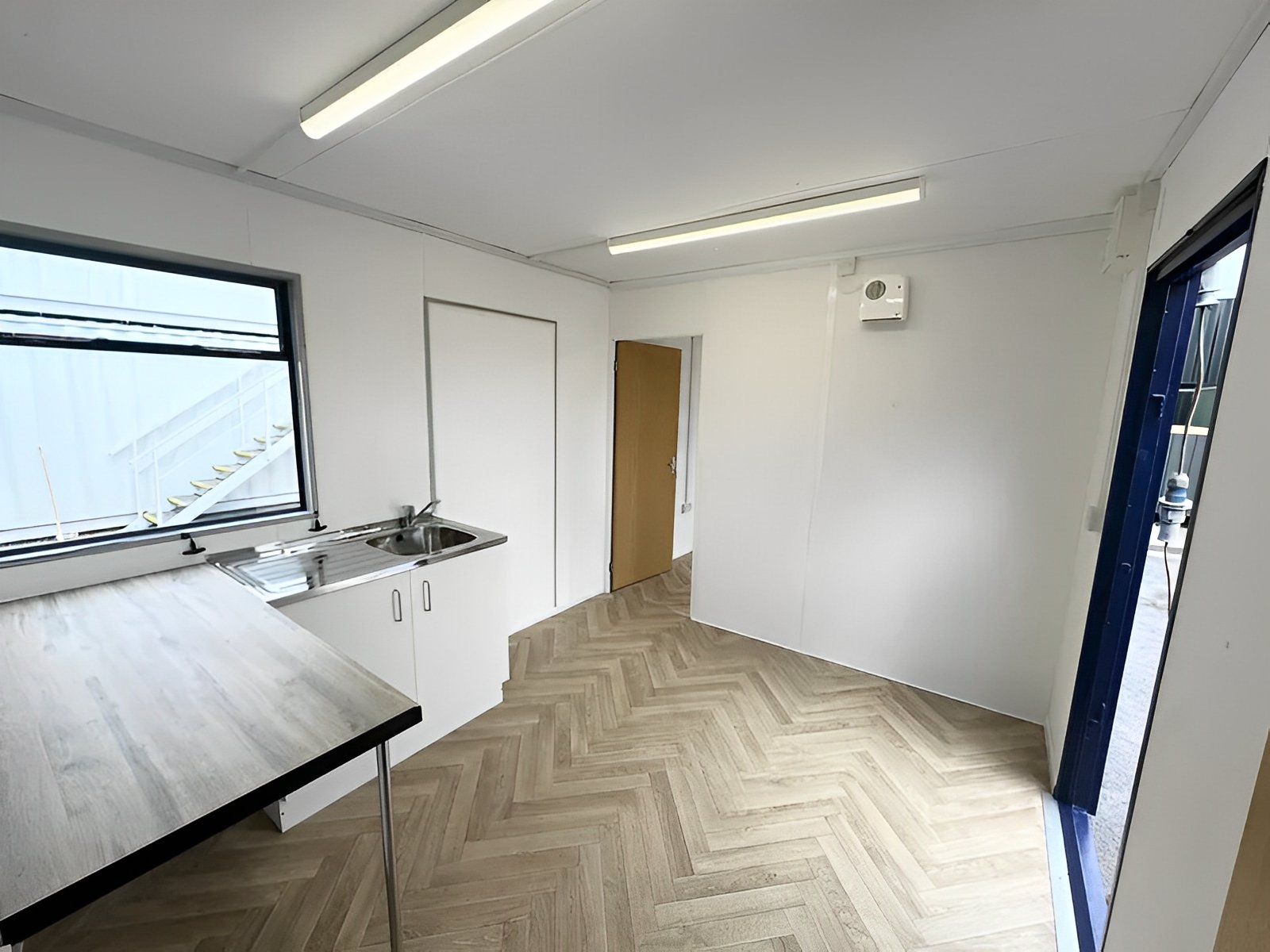 MW Containers 32ft x 10ft Custom Cabin Office | Canteen | 1+1 WC Wash Rooms | Anti-Vandal - Image 11